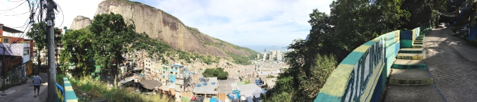 Blick über die Rocinha (Credits: BuzzingCities)